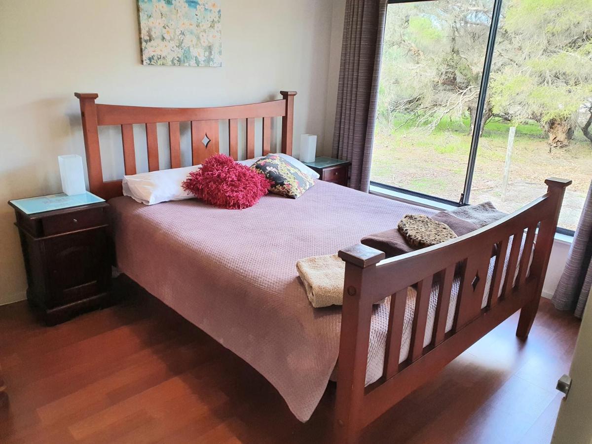 Kerriley Park Farmstay Yelverton Bagian luar foto
